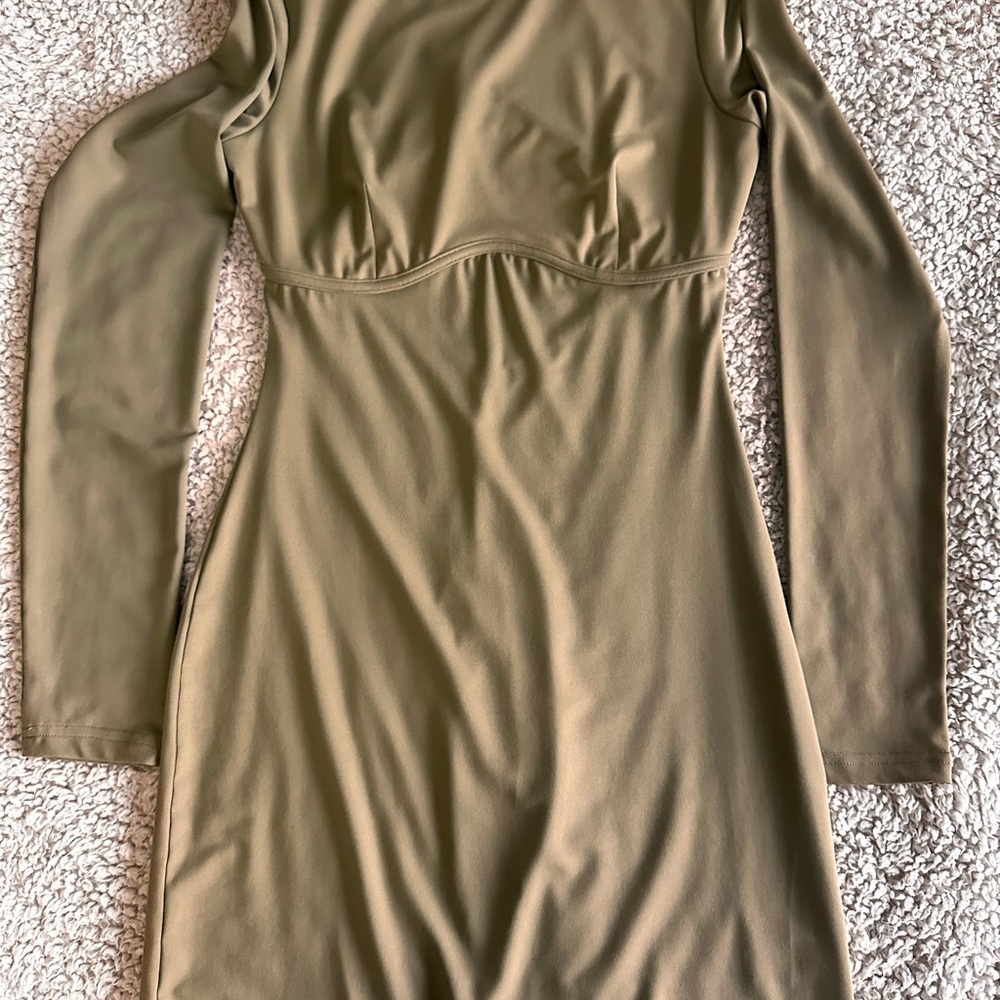 Elegant Long Sleeve o Dress